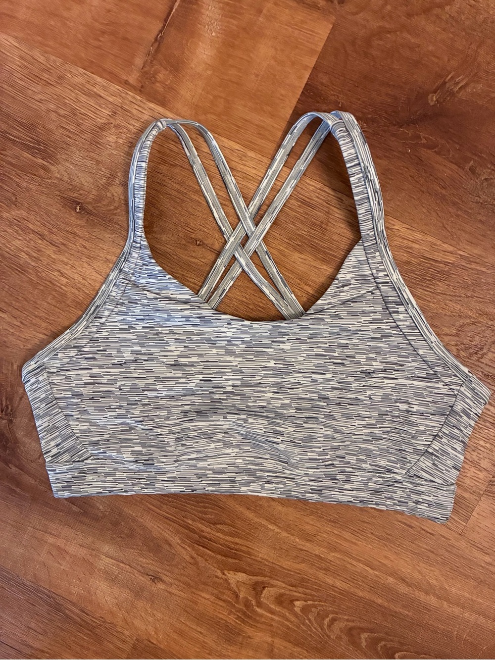 ZYIA Gray Level Light n Tight Sports Bra Large Black Gray White Activewear